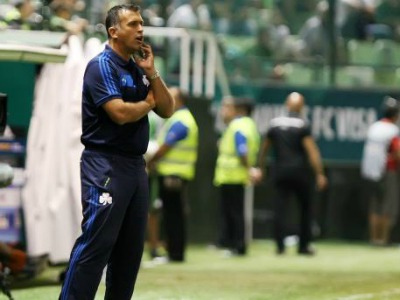 Διάψευση για Δώνη, στήριξη σε Αναστασίου